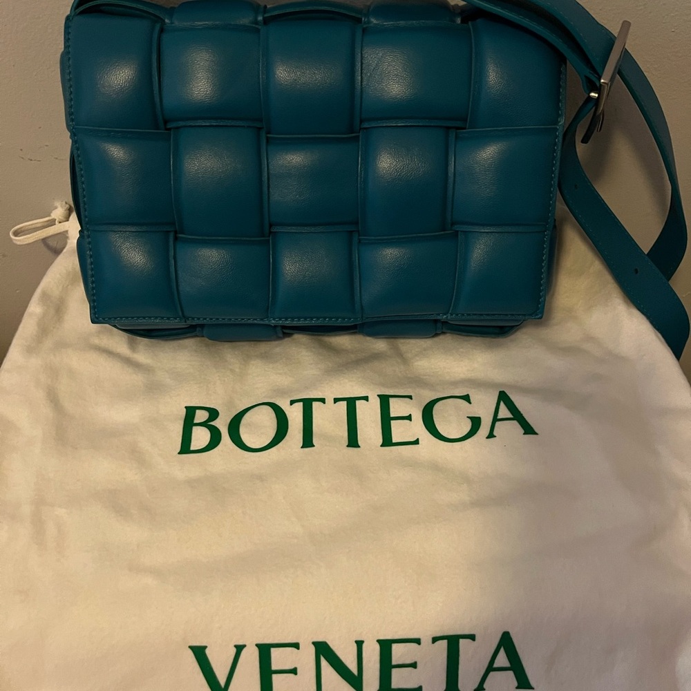 Bottega Veneta Blue Leather Women's Bag